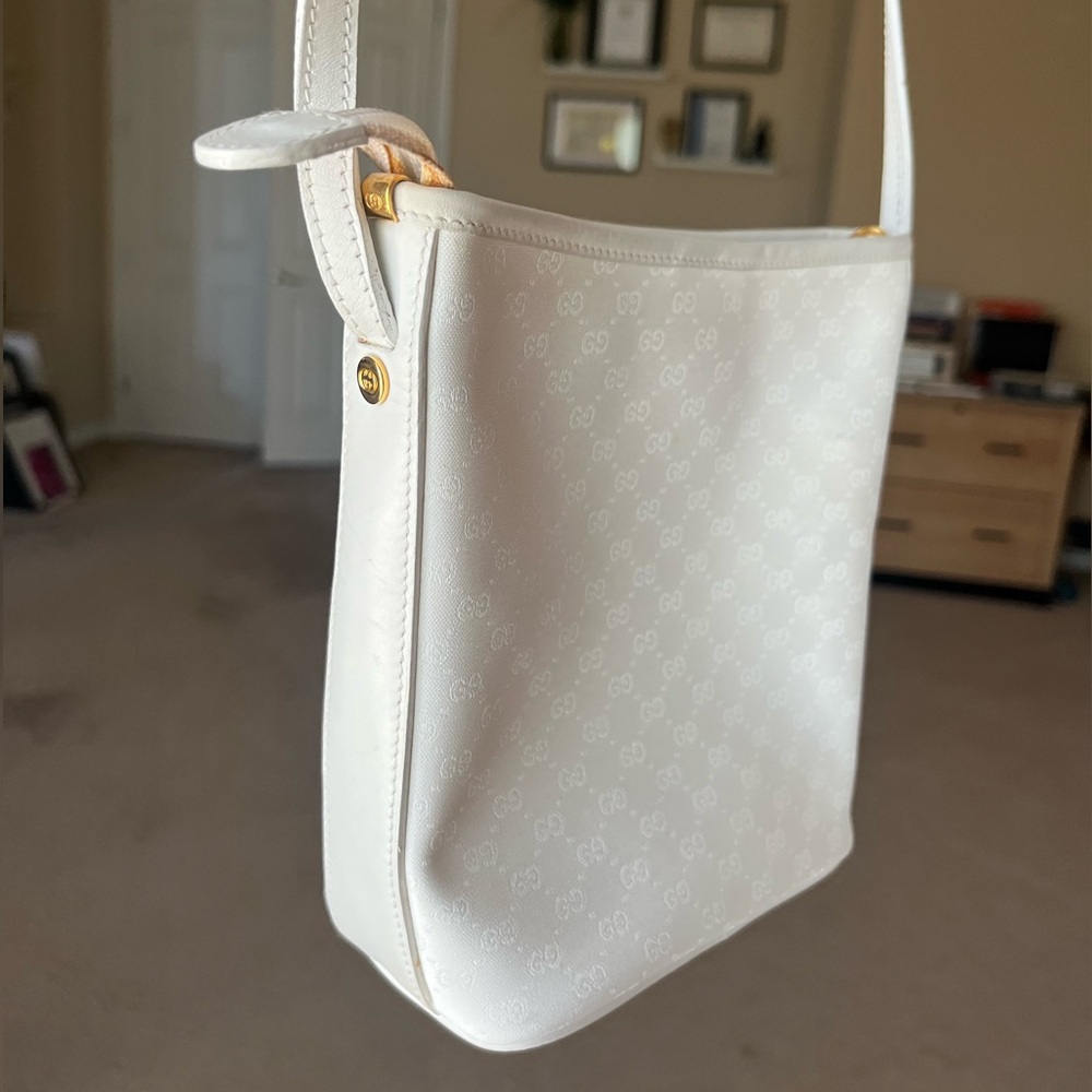 AUTHENTIC VINTAGE DESIGNER GUCCI SHOULDER BAG